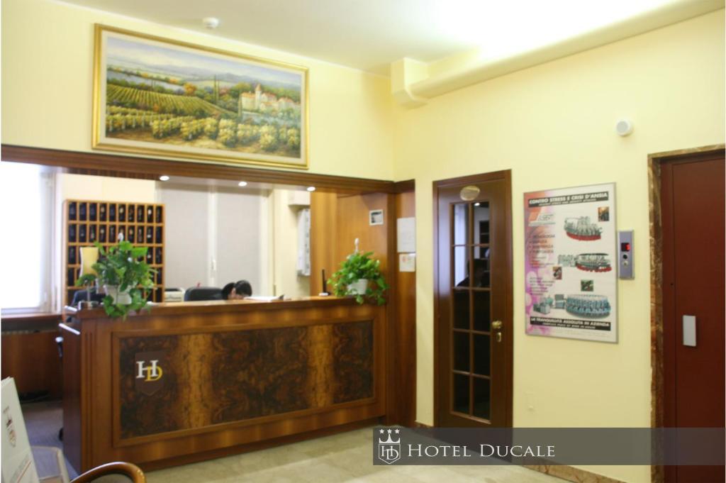 Hotel Ducale 비제바노 객실 사진