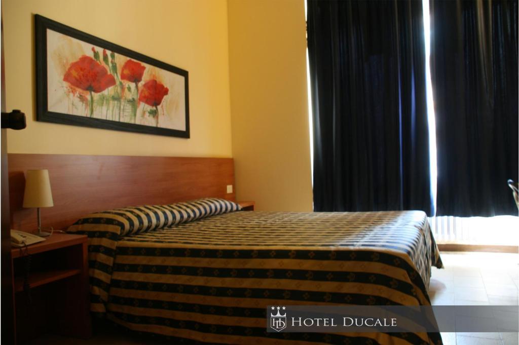Hotel Ducale 비제바노 객실 사진