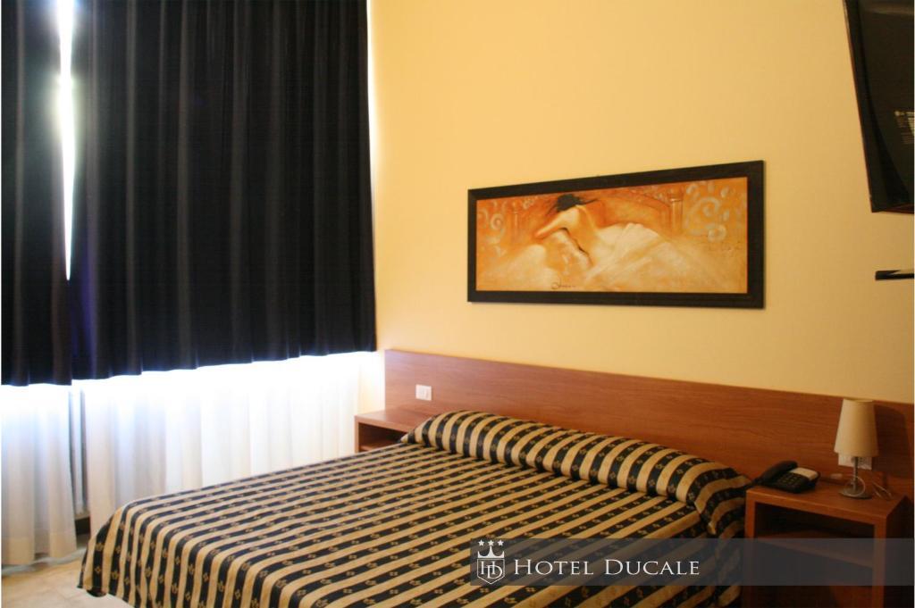Hotel Ducale 비제바노 객실 사진